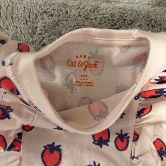 Cat & Jack 12 Months Strawberry Ruffle Romper & Headband, Jumpsuit Summer - Picture 5 of 8